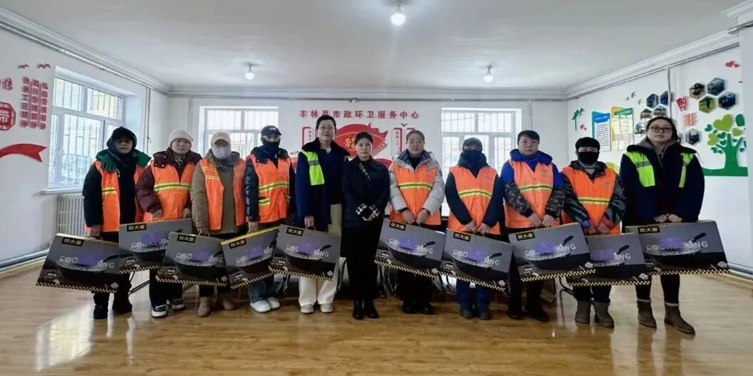 丰林县妇联开展“三八”国际妇女节慰问活动