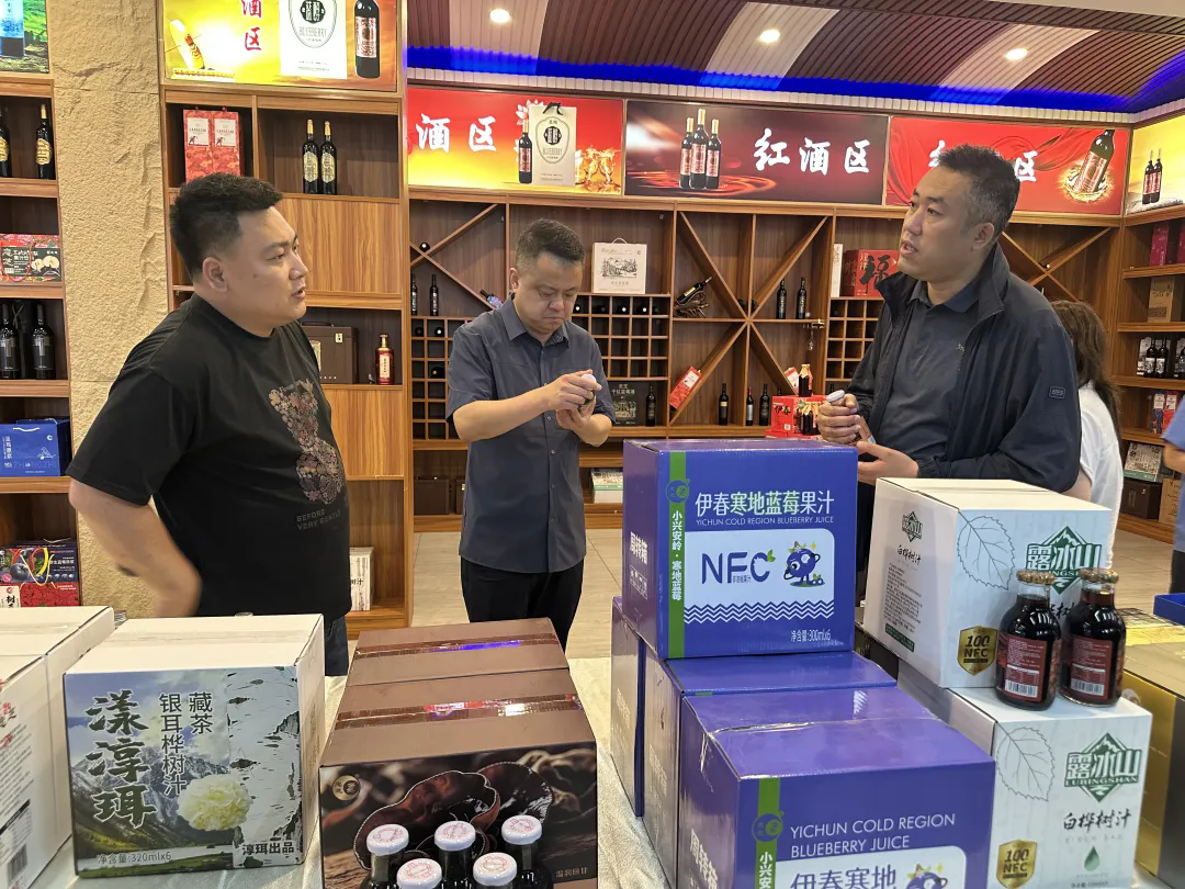 丰林县开展“林产工匠”乡土人才培育专家授课活动